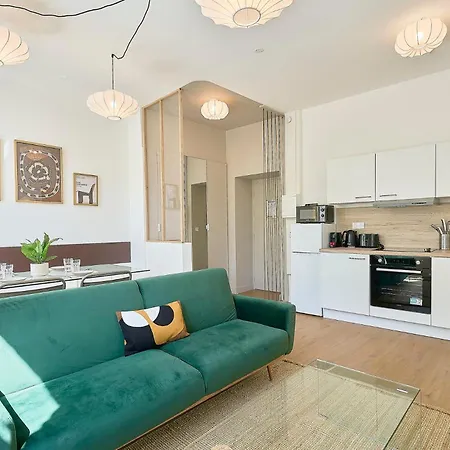 Two-bedroom Near Center And Metro Apartment