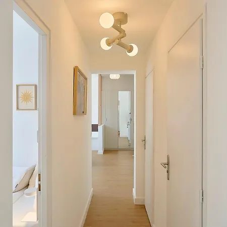 Διαμέρισμα Two-bedroom Near Center And Metro
