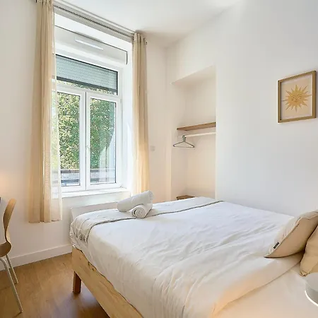 Two-bedroom Near Center And Metro * Τουρκουάν